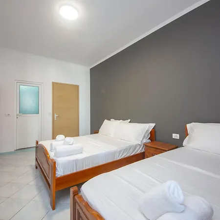 Отель Noemi's Ксамил